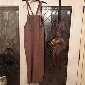 EASEL MED  Brown Cotton Overalls with Adjustable Straps NWOT